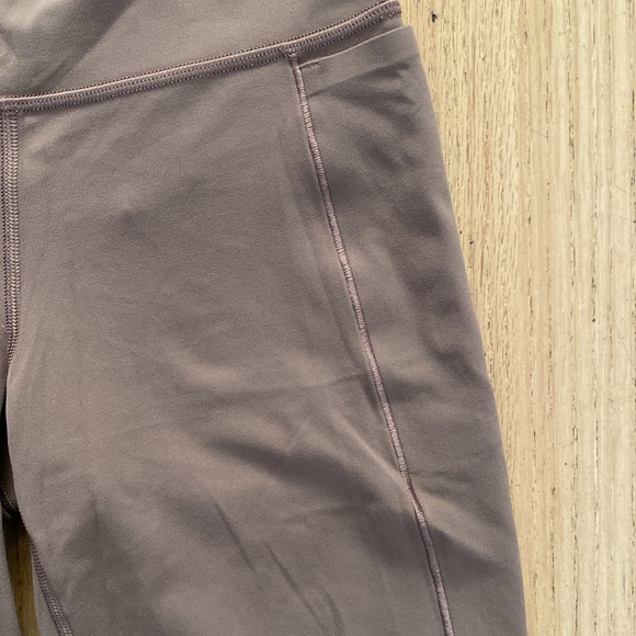 Athleta Transcend Stash Crop Straight Leg - Picture 4 of 11